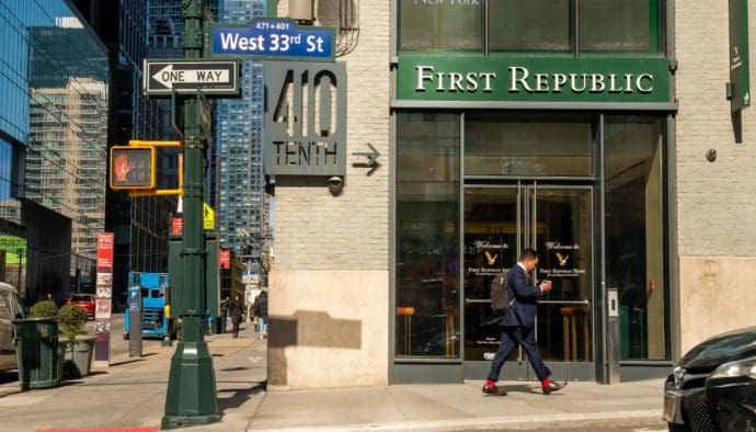 Schließung der Republic First Bank sorgt für Unruhe bei Investoren