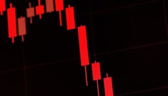 Worldcoin-Kurs stürzt ab – was steckt dahinter?