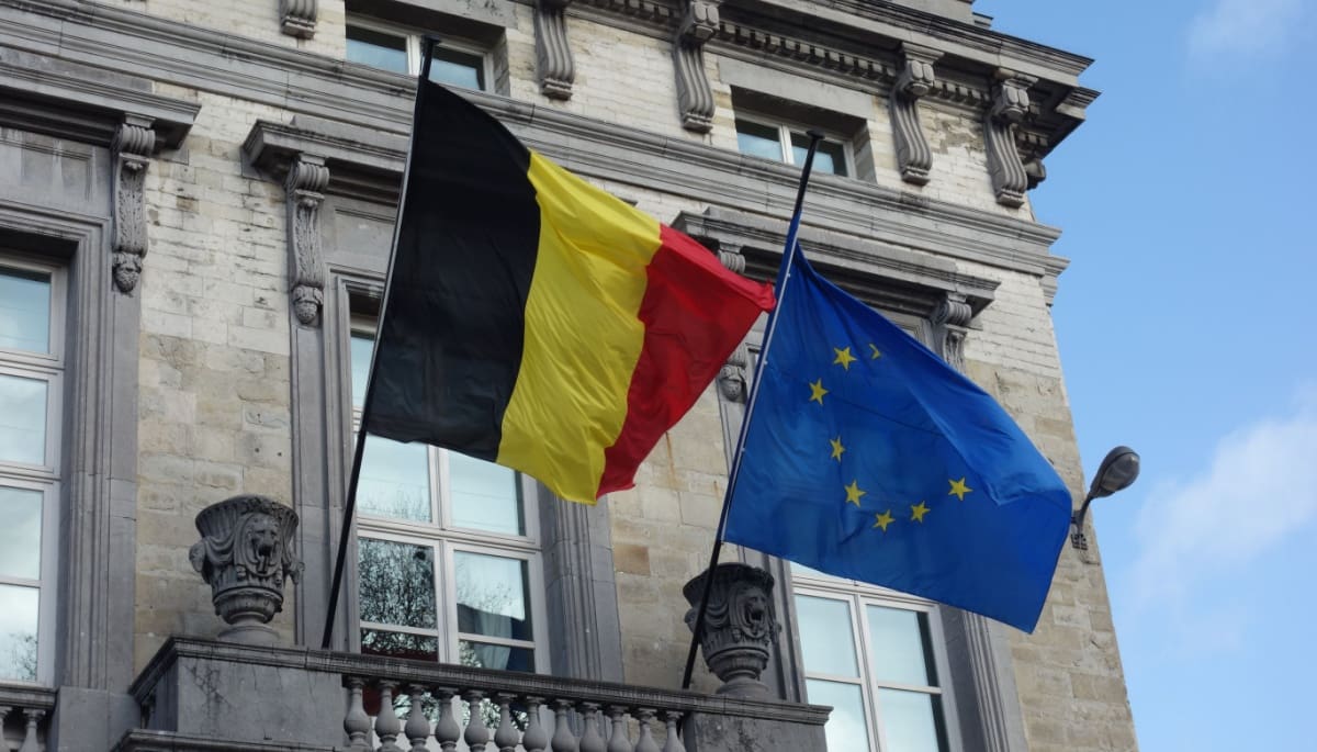 Belgischer Politiker investierte Gehalt in Bitcoin und gewinnt deutlich