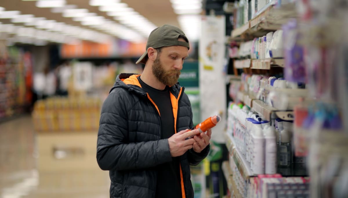 Krypto-Investor mit 127.000 Euro in der Tasche mit Deodorant ausgeraubt