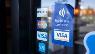 Visa und Stripe erweitern Krypto-Zahlkarten auf über 100 Länder