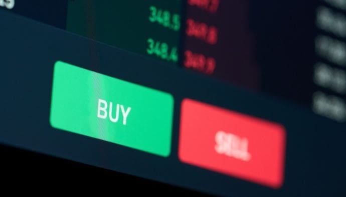 Großanleger kaufen unerwartete Coins beim Dip