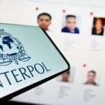 Gründer eines großen Krypto-Projekts missbraucht Teenager, weltweit gesucht