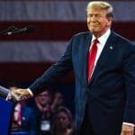 Hat das Team der Memecoin TRUMP kürzlich Token im Wert von 50 Millionen US-Dollar veräußert?