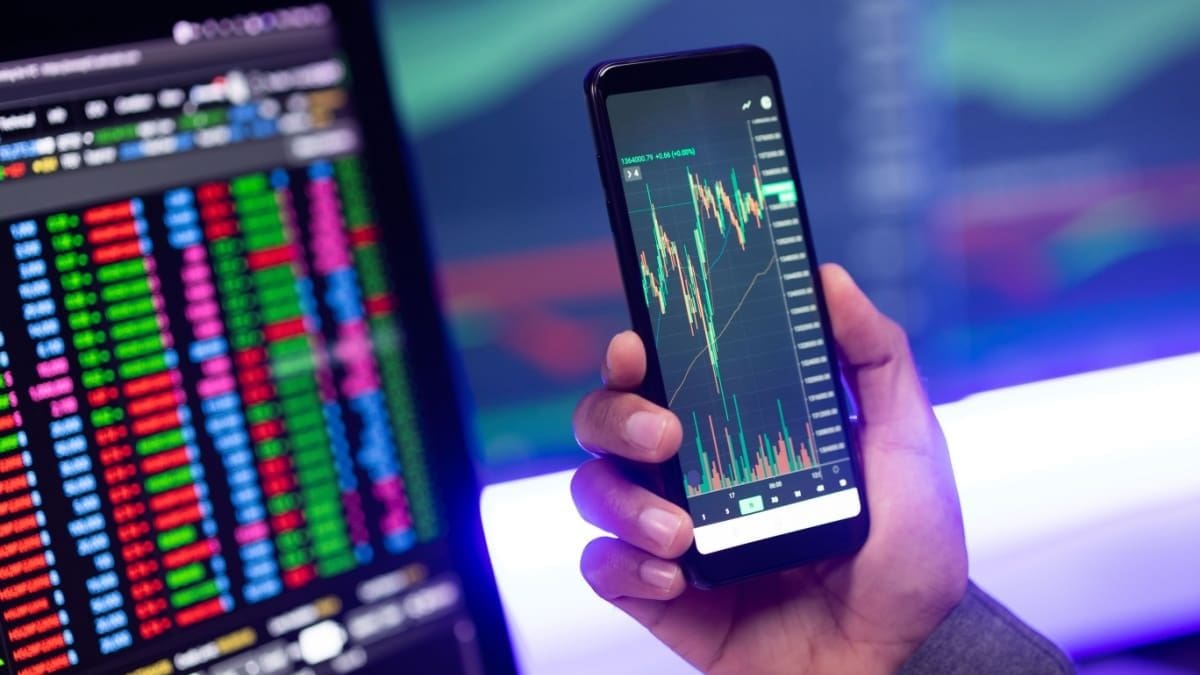Bitcoin Kurs wieder über 80.000 US-Dollar – XRP & Cardano mitgefahren