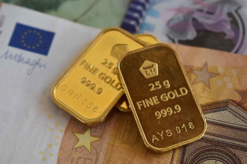 Der Goldpreis schießt auf 3.000 € hoch: ein Vorbote für Bitcoin?