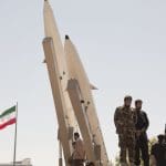 Altcoins und KI-Kryptowährungen stürzen nach Angriff auf Iran ab