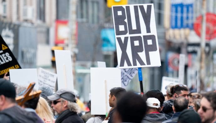 XRP et Solana brillent malgré la volatilité : voici pourquoi
