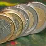1-Euro- und 2-Euro-Münzen