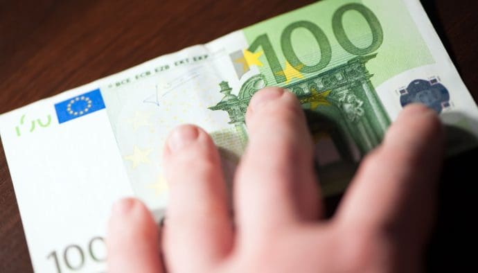 100 € monatlich in XRP: Dein möglicher Gewinn
