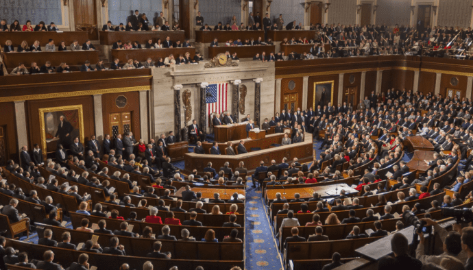 Bitcoin stürzt ab – US-Abstimmung heute Abend