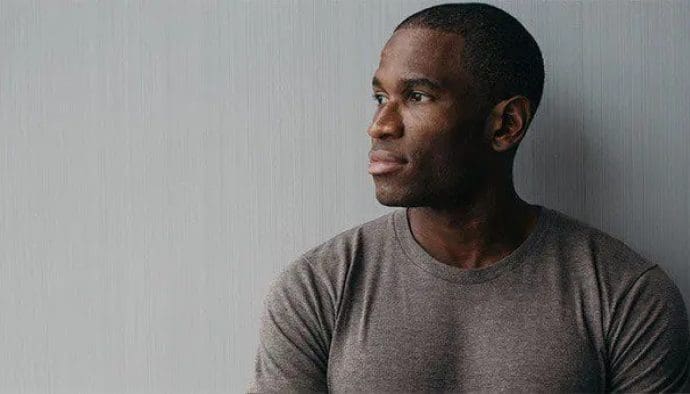 Arthur Hayes verkauft HYPE-Token für Ferrari trotz eigener Kursprognose