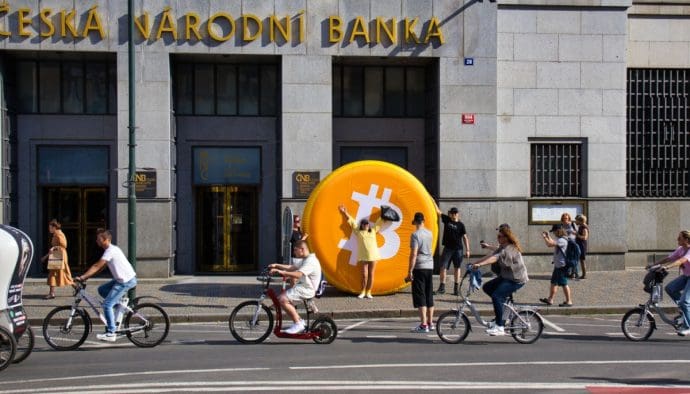Fällt Bitcoin unter 90.000 €? Das ist der bizarre Grund für den Crash