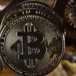 Expertos alertan: Se avecina la ‘tormenta perfecta’ para Bitcoin