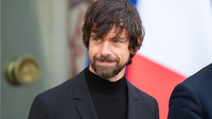 Techgigant halbiert Belegschaft wegen KI – folgen Kryptofirmen?