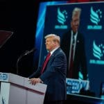 Trump gießt Öl ins Feuer: ‚Wir stecken mitten in einem Handelskrieg.‘