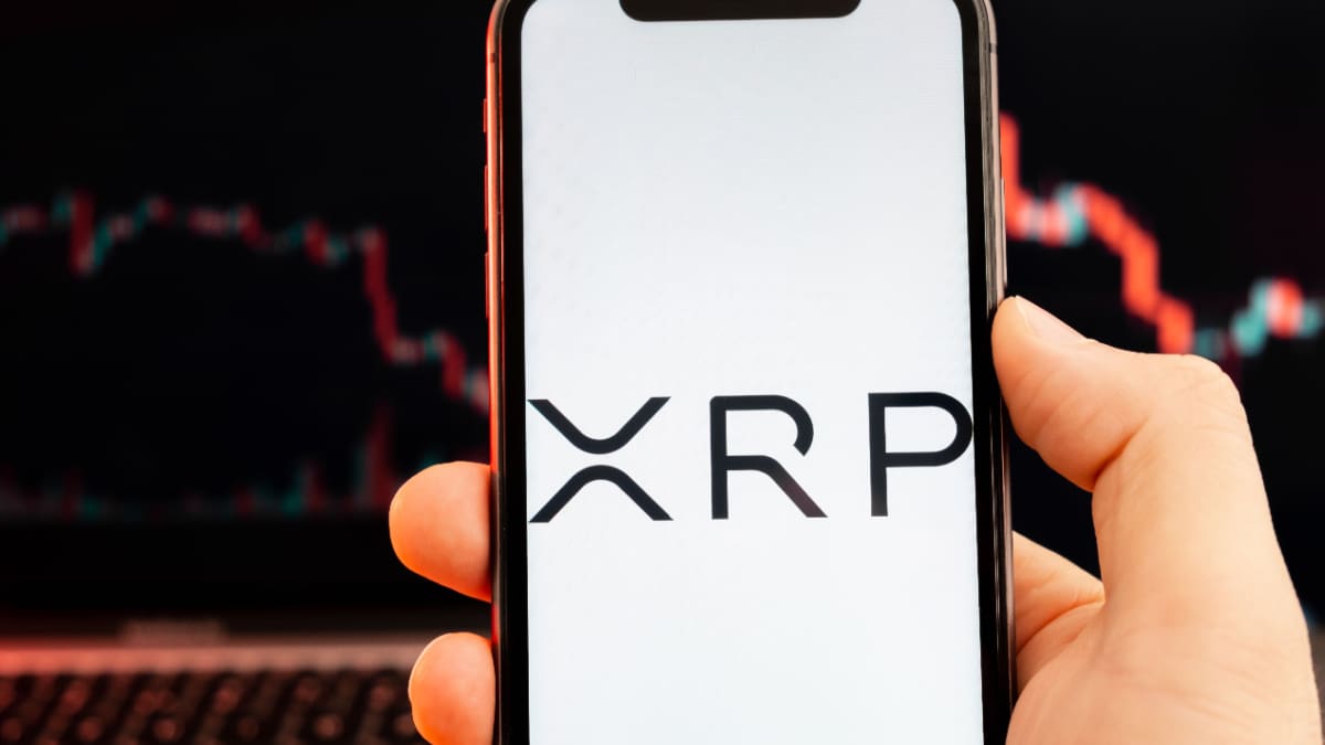 Großinvestoren verkaufen massiv XRP – das birgt Gefahr