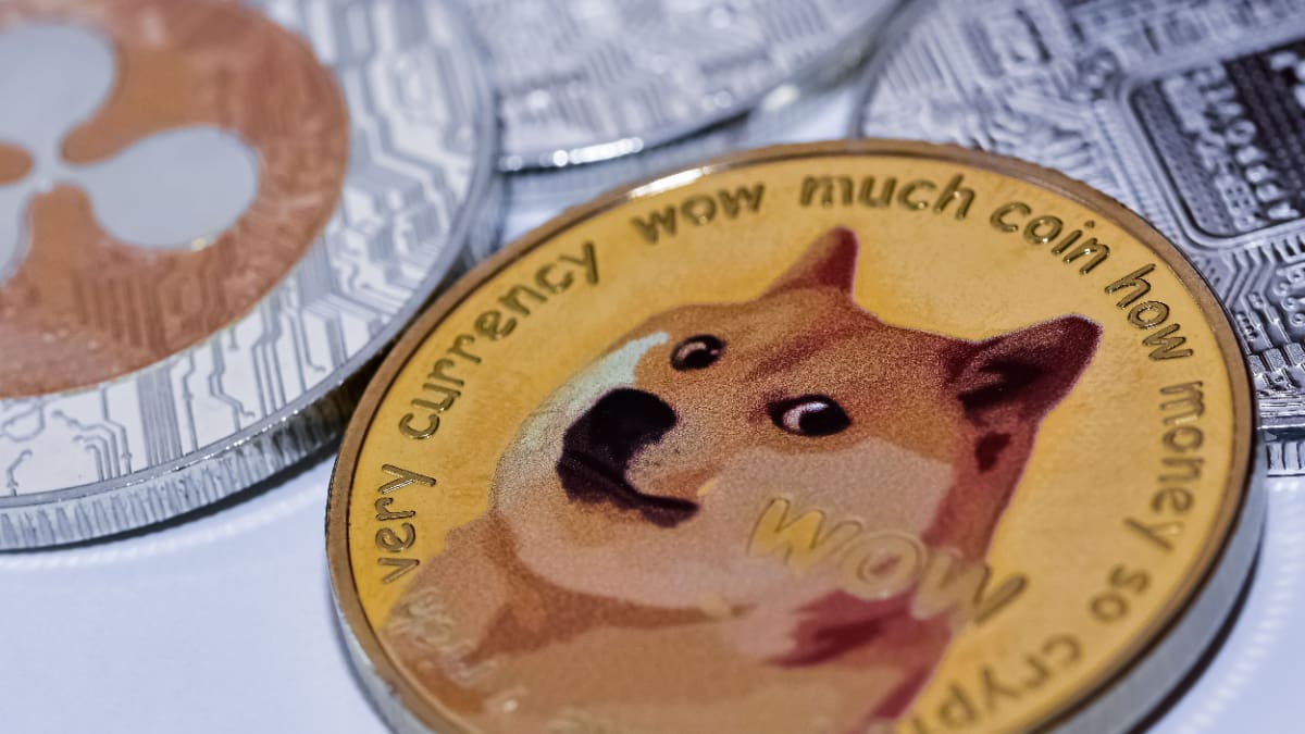 Das ist der Grund, warum XRP und Dogecoin derzeit im Plus sind