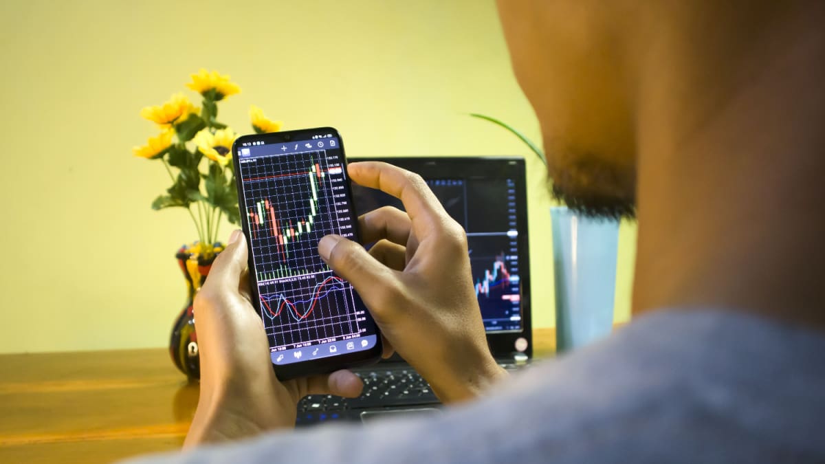 Unbekannte Krypto steigt um 87 %, während Markt crasht