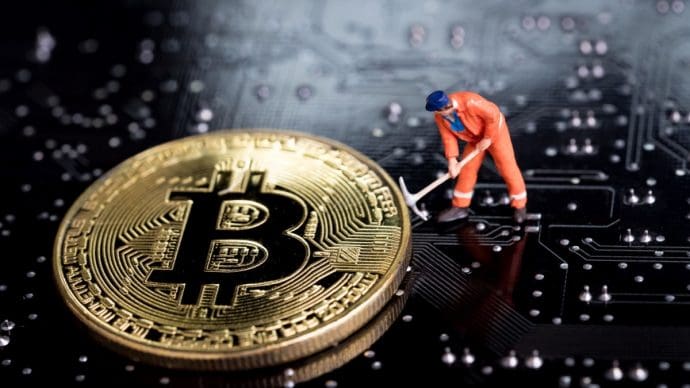 Miner setzen auf KI – Bitcoin verliert an Reiz Miner setzen auf KI – Bitcoin verliert an Reiz