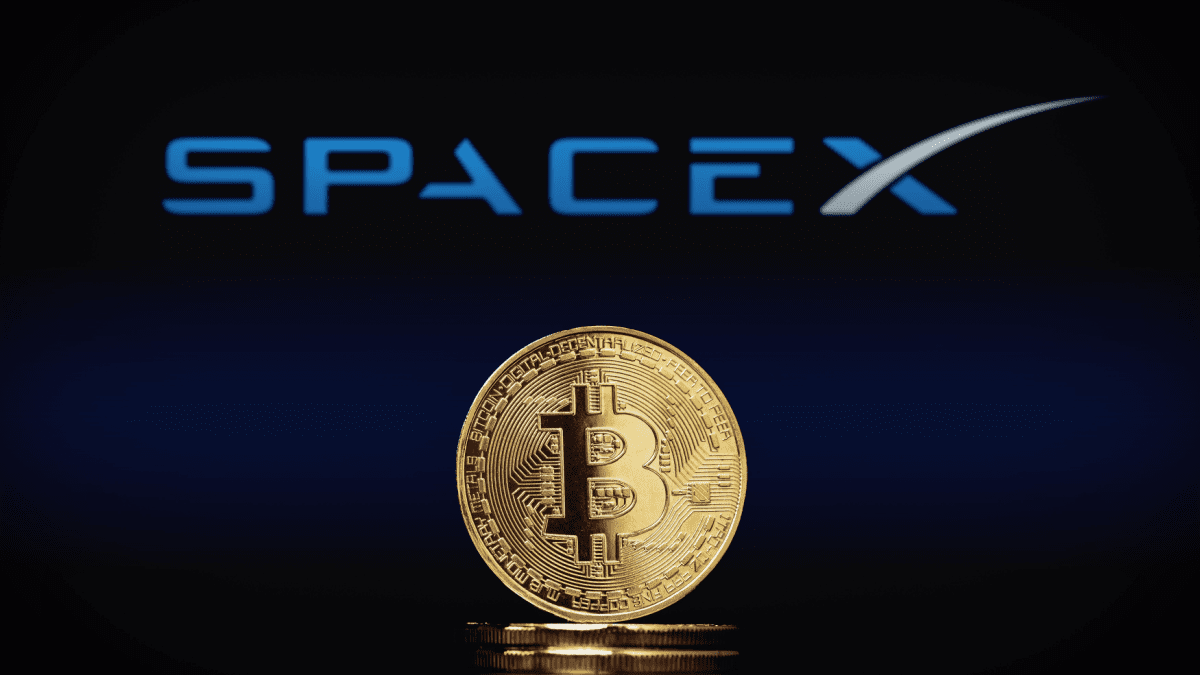 SpaceX verschiebt erneut Bitcoin – folgt ein großer Verkauf? SpaceX verschiebt erneut Bitcoin – folgt ein großer Verkauf?