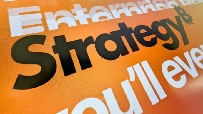 Trotz Verlusten setzt Strategy auf Bitcoin: Ein entscheidender Faktor verrät den Grund