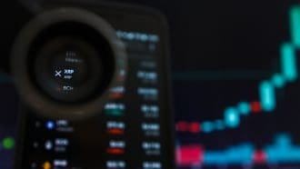 XRP steigt um 33 % – Großanleger kaufen den Dip