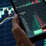 Multimillonario de Bitcoin reaparece y sorprende con una megaventa