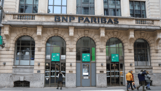 Bankriese BNP Paribas bringt Krypto für alle