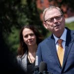 Politischer Einfluss auf Zinsen sorgt für Unruhe