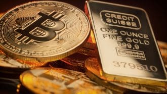 Gold steigt, Bitcoin fällt - Experte rät zur Kombi