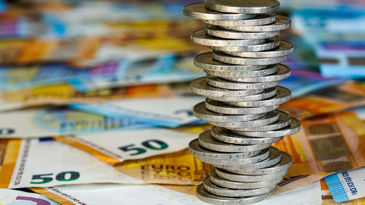 Investir 1 euro par jour vs 365 euros par an : voici la diff&eacute;rence