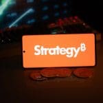 Strategy minimiza ventas de Bitcoin: “Seguimos comprando”