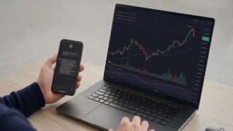 Neue Kryptowährung auf Bitvavo setzt auf KI und löst großes Problem