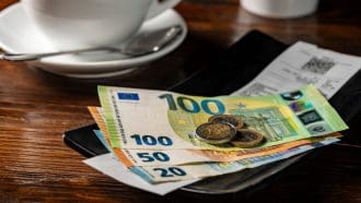 Untersucht: Warum 200.000 Euro in 15 Jahren nur noch 111.000 Euro wert sind