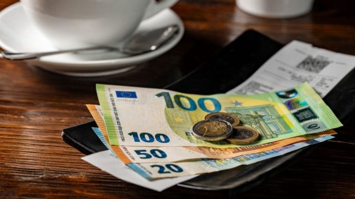 Untersucht: Warum 200.000 Euro in 15 Jahren nur noch 111.000 Euro wert sind