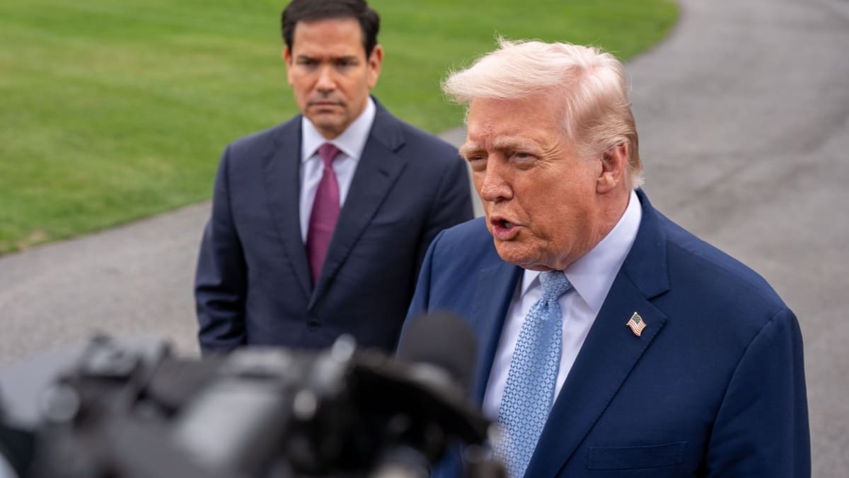 Trump erwartet bald sinkende Zinsen, stößt aber auf harte Kritik an seinen Plänen